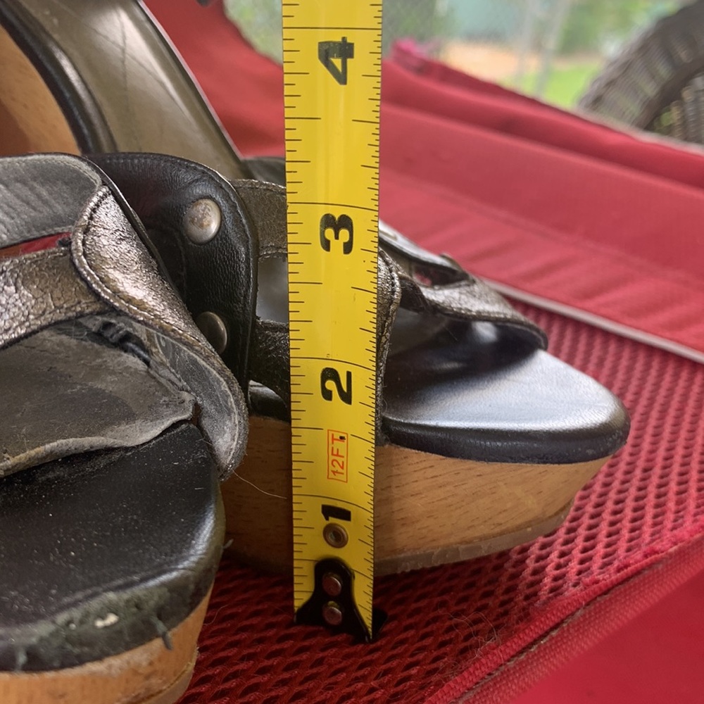 Calvin Klein Jeans wooden high heels with front lift in pewter - Picture 4 of 5
